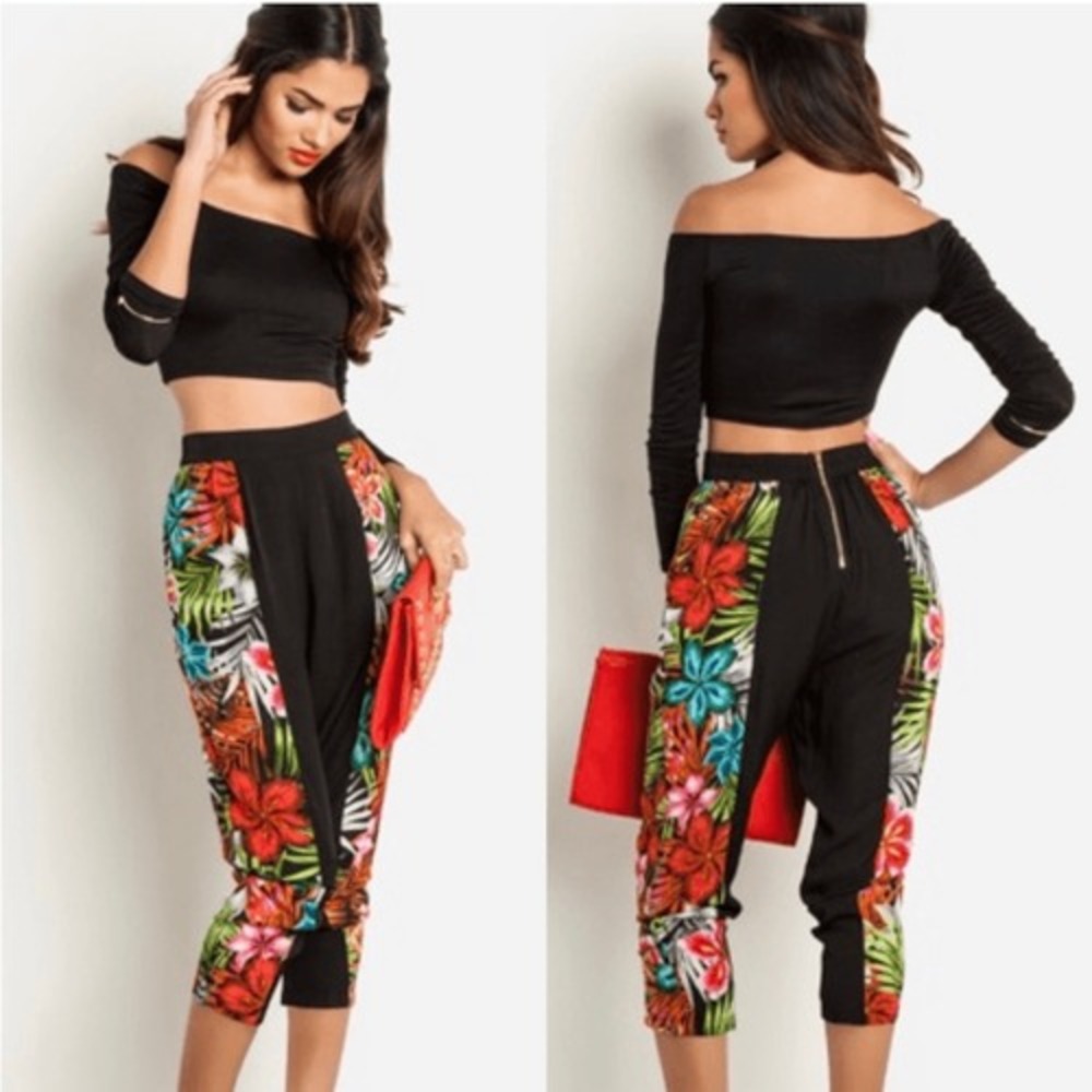 NWT Revolve Line & Dot Rainbow Tropical Silky Pants Cropped Size M
